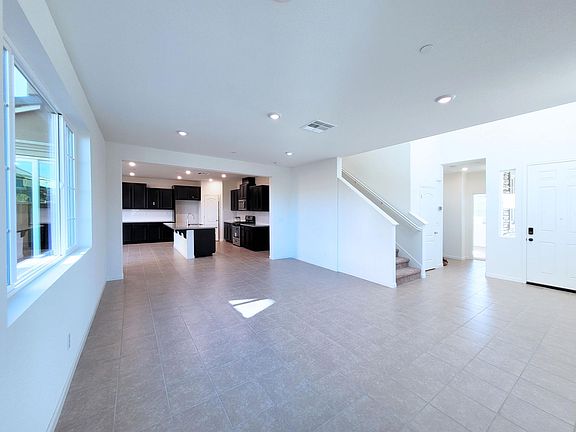 5th image of 5465 Dauphine Pl