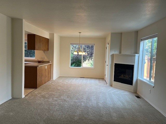 1st image of 877 Forestglen Dr APT A