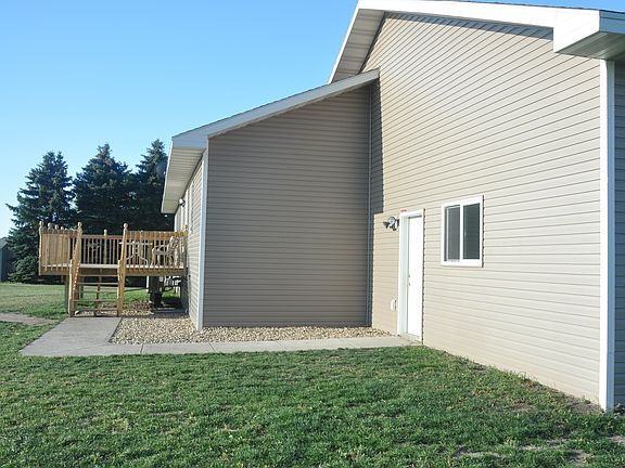 3rd image of 1621 72nd St SE