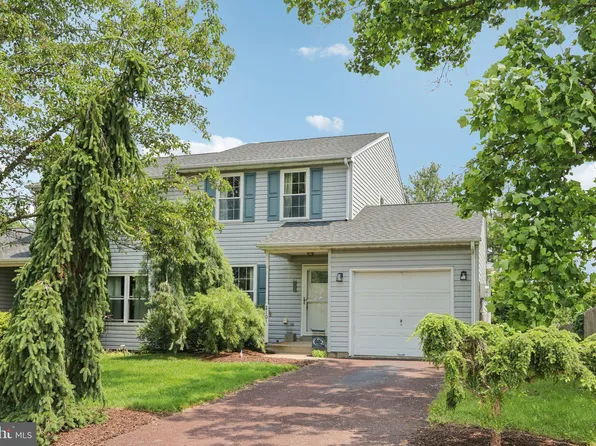 2101 Clover Mill Rd, Quakertown, PA 18951