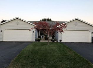 211 N 10th Ave, Winneconne, WI 54986