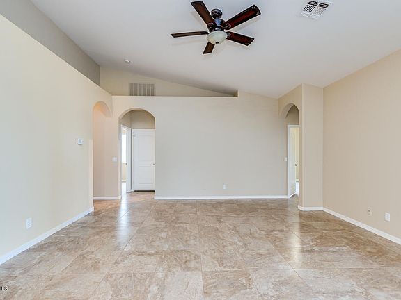 3rd image of 40240 N Oxford Way