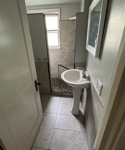 1612 Ridge Ave — Photo 6