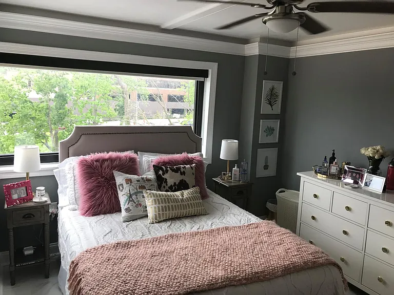 Plaza House — Photo 42
