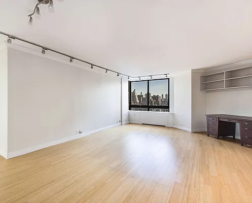 Sold by City Nest Realty | media 11