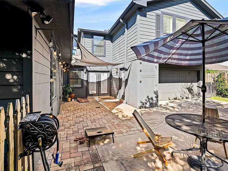 3902 Colquitt St — Photo 7