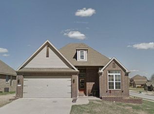 3711 Glenwood Springs St, Springdale, AR 72762
