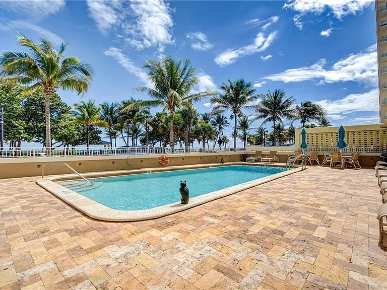 133 N Pompano Beach Blvd #108 — Photo 26