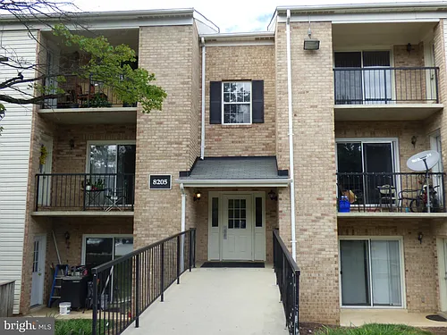 8205 Whispering Oaks Way #303 Photo 1