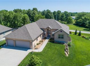 21503 Murlo Cir, Peculiar, MO 64078