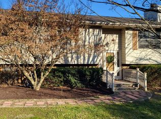 2201 Pinewood Dr, Maryville, TN 37803