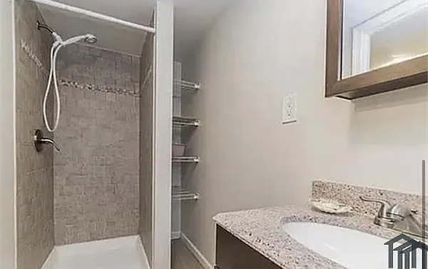1541 Nicolay Way — Photo 4