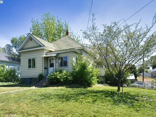 402/404 NW 7th St, Pendleton, OR 97801