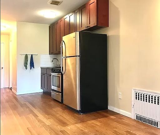 2nd image of 42 Carlton Ave APT 4R