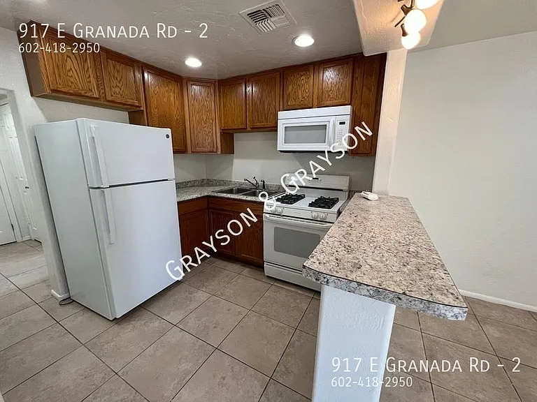 917 E Granada Rd #2 — Photo 9
