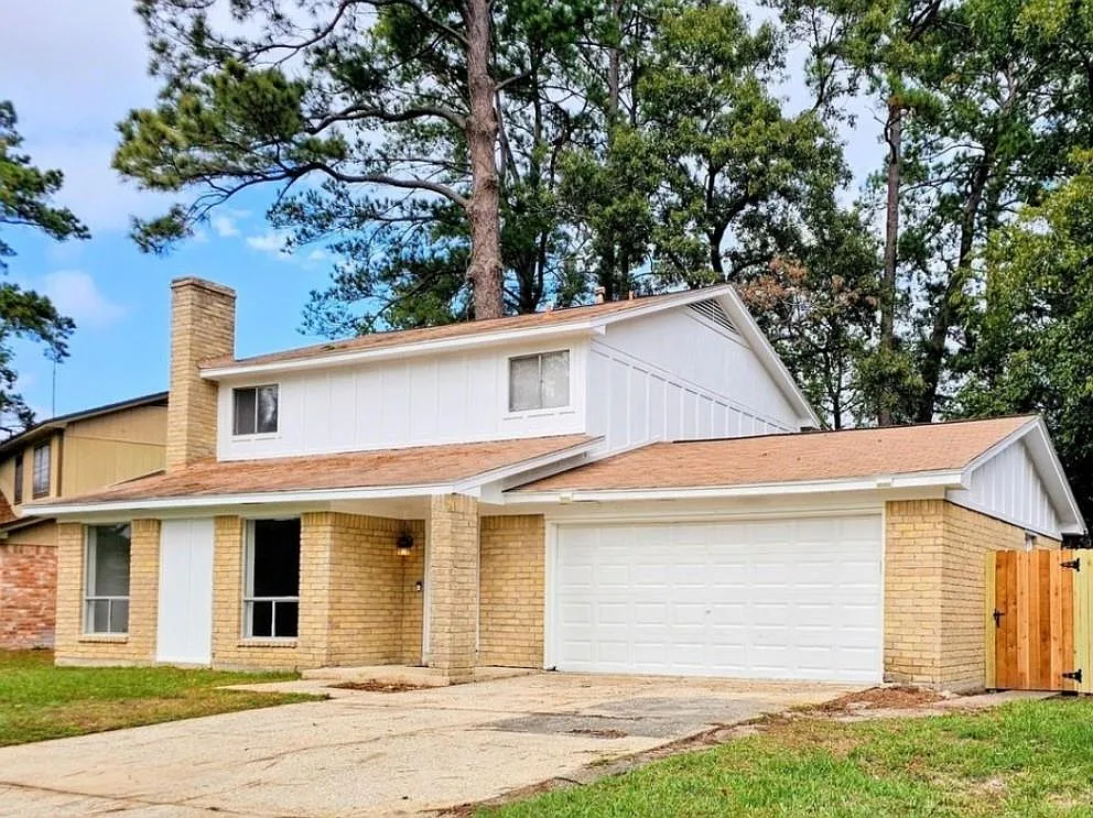 3 bed, 2.5 bath, 1734 sqft, $2,000 — Photo 1