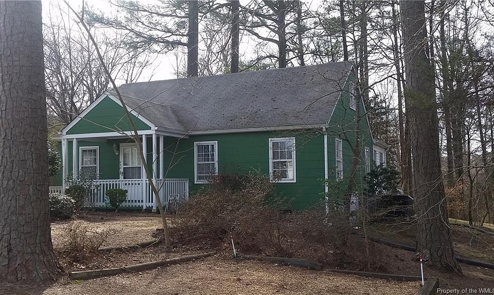 1st image of 532 Burbank St