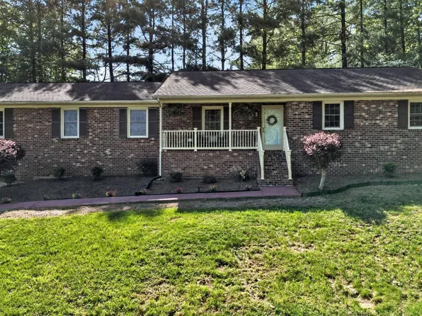 185 Clearview Cir, Rustburg, VA 24588