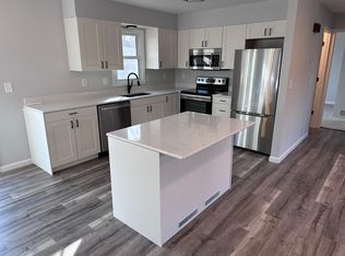 9719 Valley Forge Ln N, Maple Grove, MN 55369