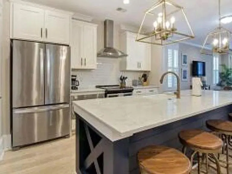 3 bed, 2.5 bath, 1440 sqft, $4,900 — Photo 3
