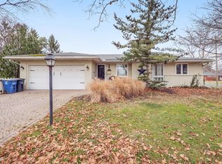1524 Waltham Dr, Ann Arbor, MI