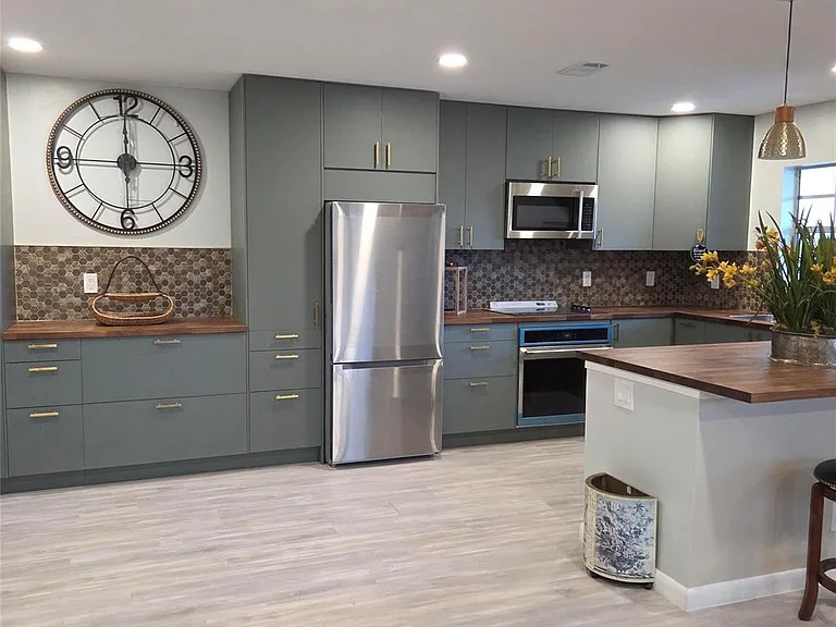5385 Lakefront Blvd #A — Photo 5