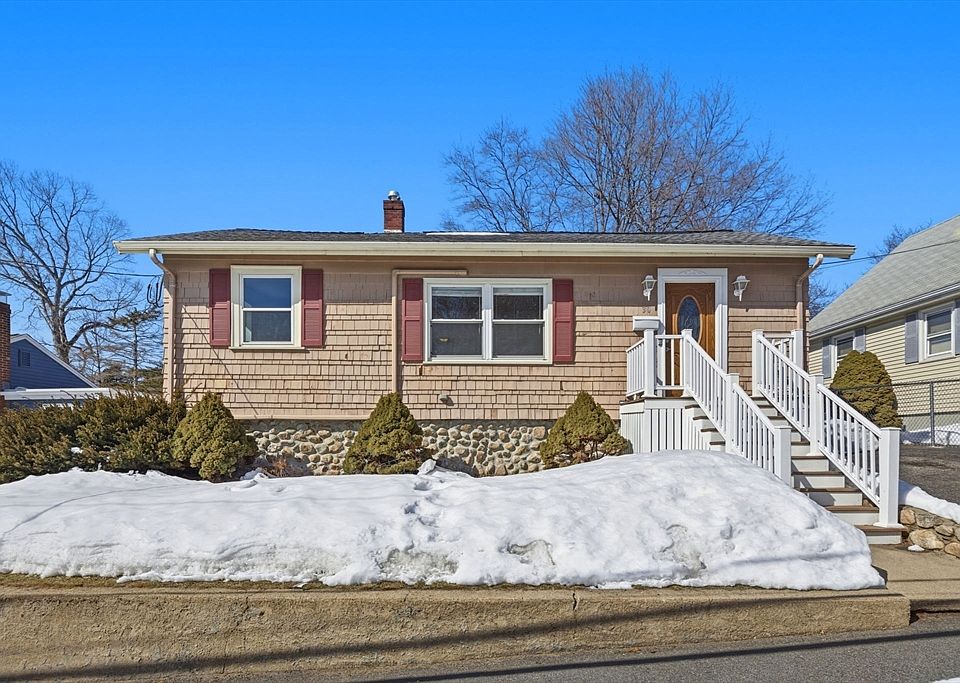 1st image of 30 Longwood Rd