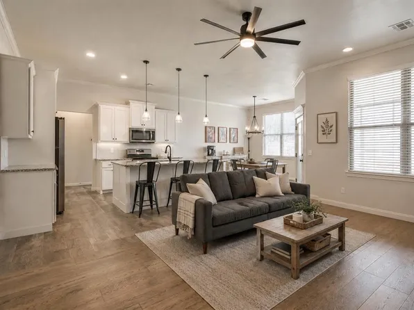 9328 SW 44th Ter, Oklahoma City, OK 73179