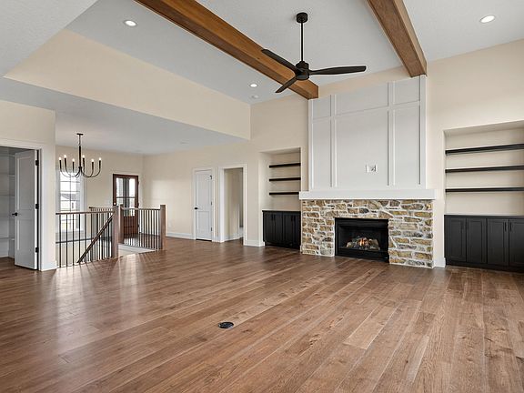 5th image of 22 Viola Dr
