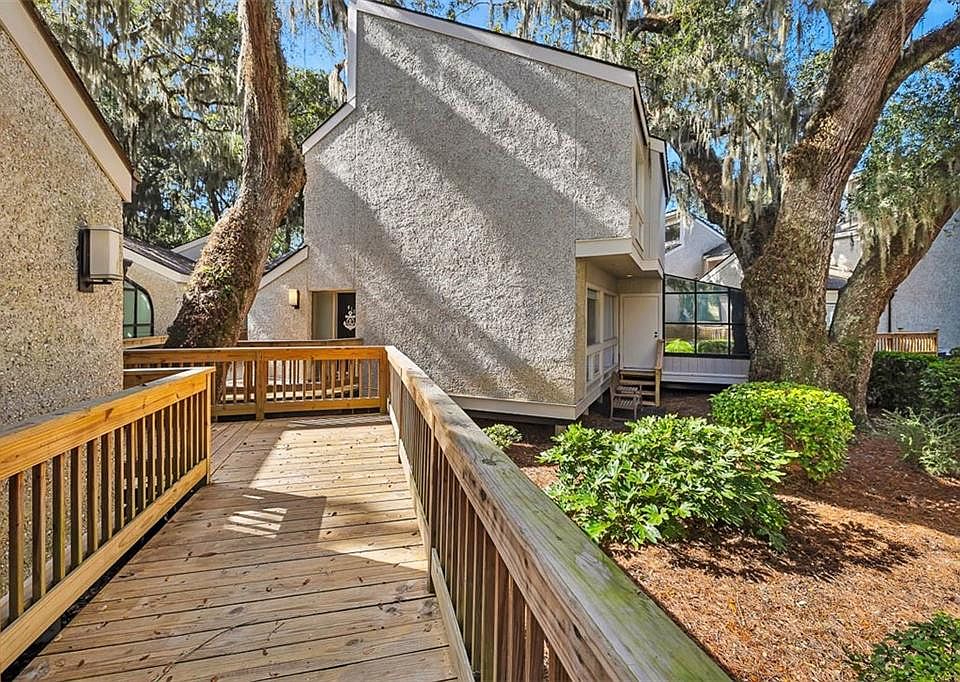 1st image of 418 Fairway Villas