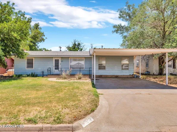 917 17th St, Seagraves, TX 79359