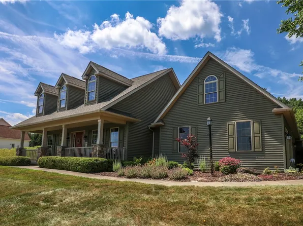 3459 Fieldstone Ln, Painted Post, NY 14870