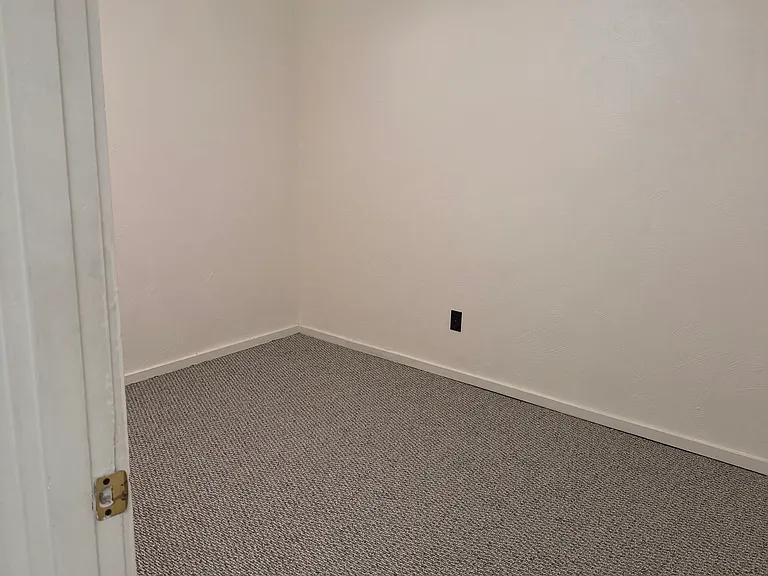 123 Luther Ave — Photo 6