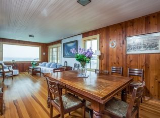 14 Clubhouse Point Rd, Groton, CT 06340