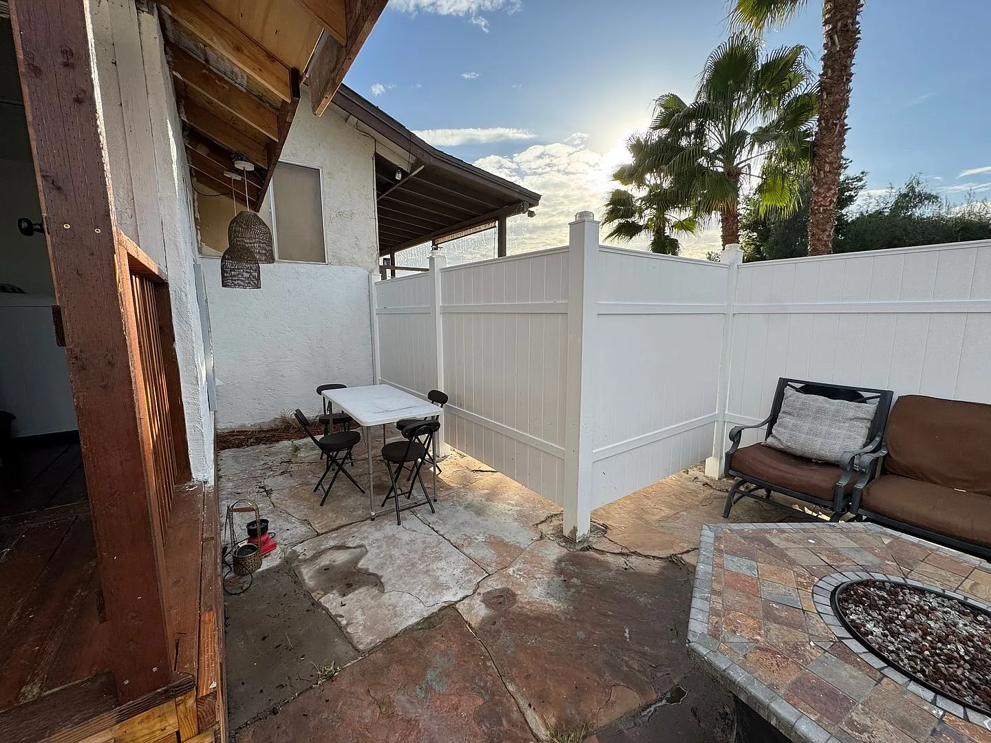 1 Bedroom - 1 Bathroom — Photo 2