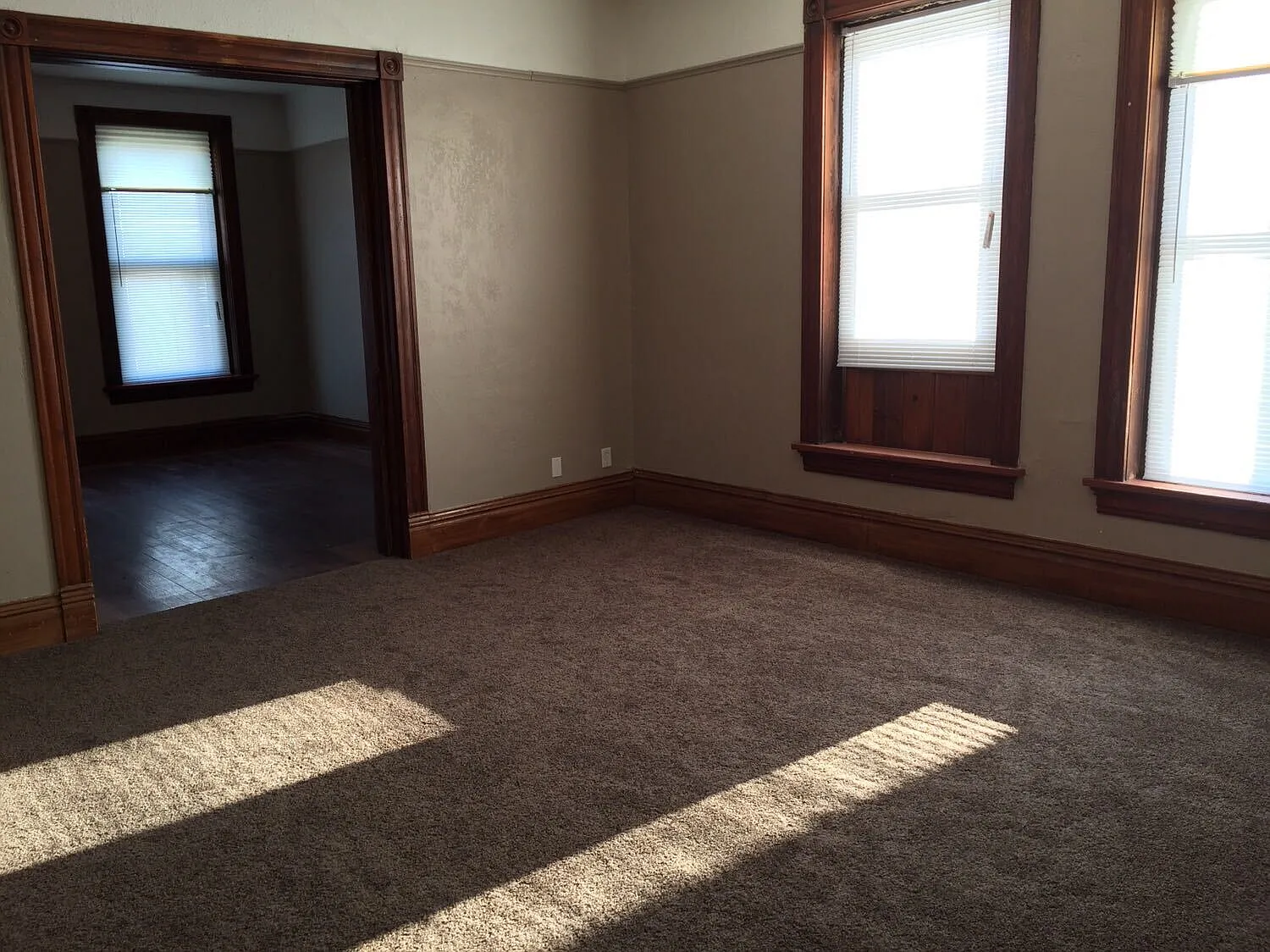207 N 2nd St — Photo 2