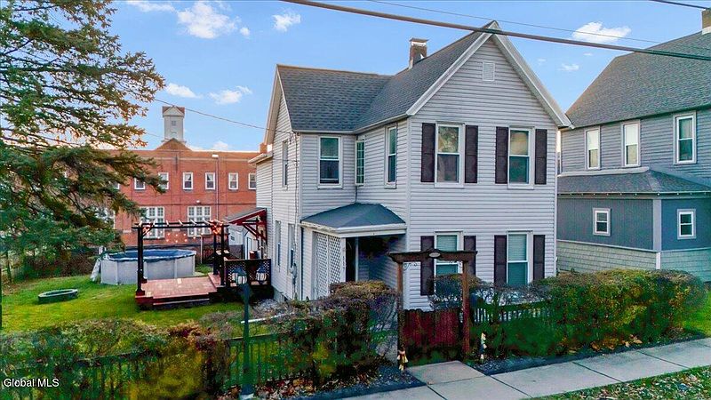 2nd image of 117 James Street