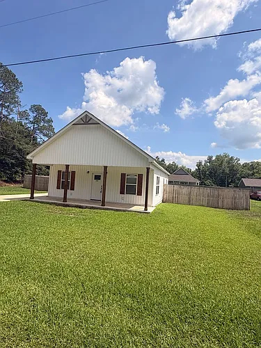 226 Loveless St Photo 1