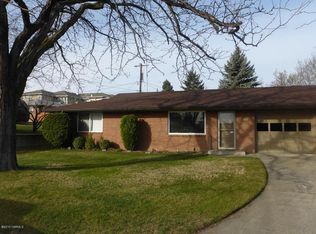 312 N 38th Ave, Yakima, WA 98902