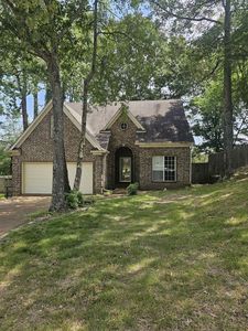 222 Walnut Trace Dr, Cordova, TN, 38018