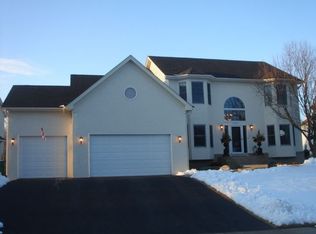 6378 Country Rd, Eden Prairie, MN 55346