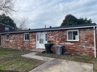 2219 Rawood Dr, Hampton, VA 23663