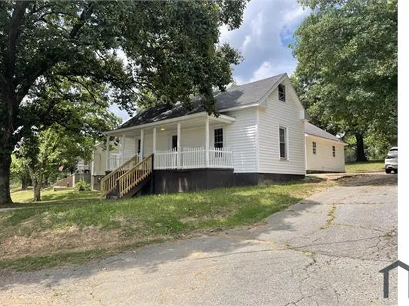 930 McConnell Ave, Eden, NC 27288