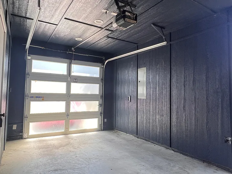 3815 Hamilton Ave — Photo 24