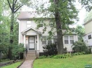 189 W Forest Ave, Teaneck, NJ 07666