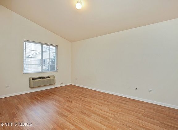 5th image of 1225 Silverstone Dr #1225