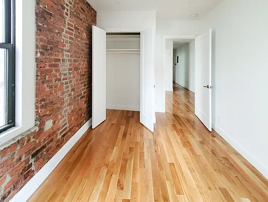 Rented by Brighton Management | media 12