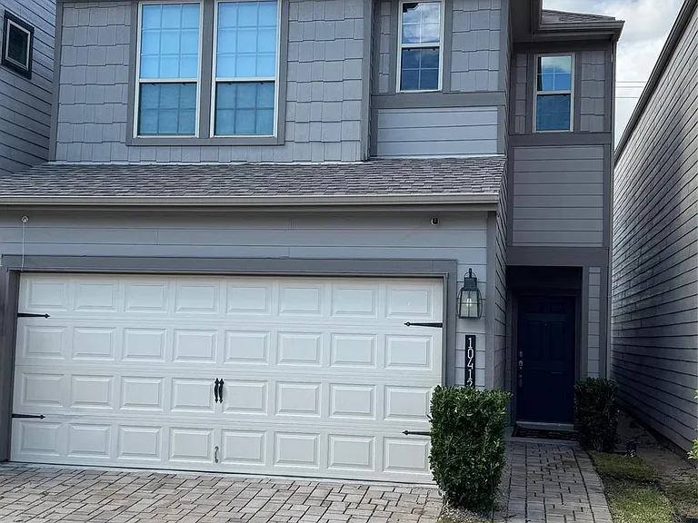 10412 Marston Vineyard Dr — Photo 2