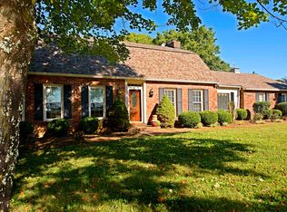 2722 Elrod Rd, Bowling Green, KY 42104