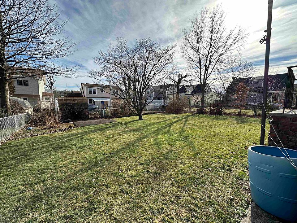 694 3rd St, Secaucus, NJ 07094 Zillow